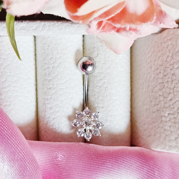 Piercing de Furo Flor - Image 3
